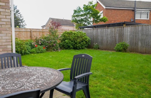 Stockton-on-Tees House | Large 5 Bedroom, Free Parking for Contractors, Stockton