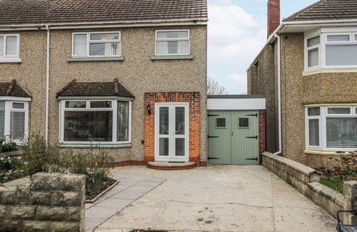 Swindon Cottage | Lavender Harmony House