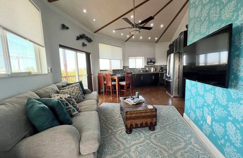 Staniel Cay Villa | Layin Low.Two Villas Offering 4 bedrooms, 2.5 baths on beautiful Staniel Cay