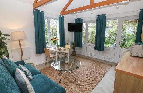 Praa Sands House | Lighthouse