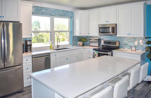 Green Turtle Estates House | Lillian's Bungalows - Ground Floor Retreat