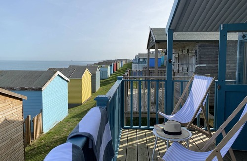 Whitstable Cottage | Little Beach House by Bloom Stays - a holiday let that sleeps 8 guests in 3 bedrooms