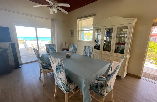 William's Town House | Little Exuma Home on Tropic of Cancer Beach