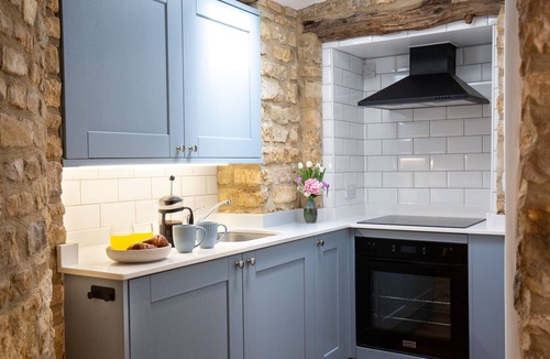 Bourton-on-the-Water Cottage | Little Forge - Romantic retreat in Bourton-on-the-Water