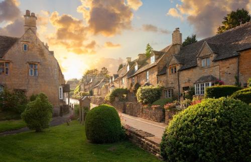 Bourton-on-the-Hill House | Little Tithe