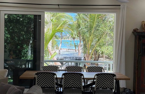 Green Turtle Cay House | Lo key cottages, The Beehive