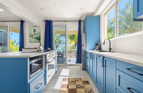 Green Turtle Cay House | Lo key cottages-Island Gypsy
