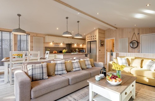 Runswick Bay House | Lobster Lodge