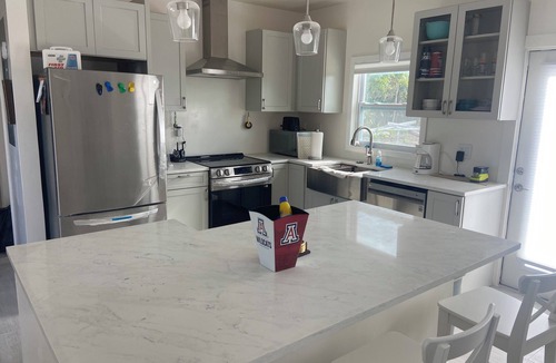 Port Howe House | Located in Greenwood Estates, Port Howe on Cat Island. Battery backup system!