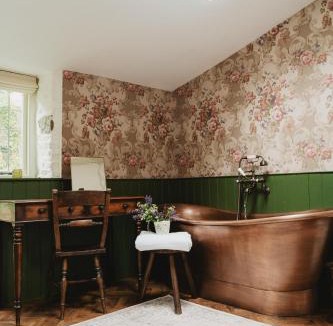 Castleton House | Lodge Cottage, Castleton