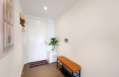 Docklands Apartment | London ExCeL Stays - Three Bed Serviced Apartment