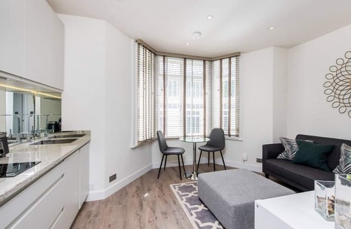 Redcliffe Apartment | Long Stay Discounts - Stylish 1 bed in Chelsea