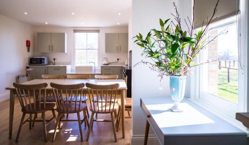Cambridge House | Longstowe Farmhouse