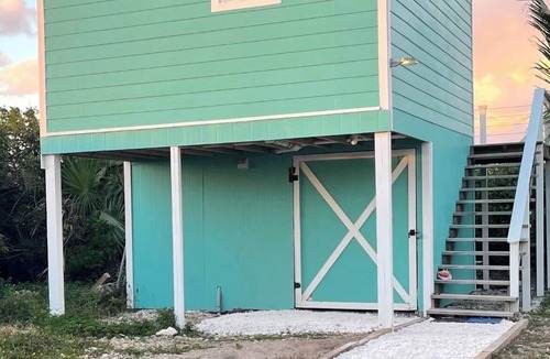 Great Guana Cay Apartment | Love Shack