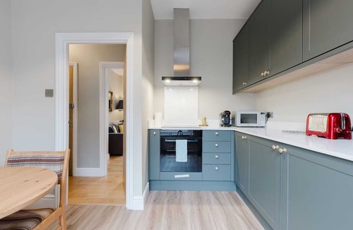 Haverstock Apartment | Lovely 2BD Flat Near Camden And Primrose Hill