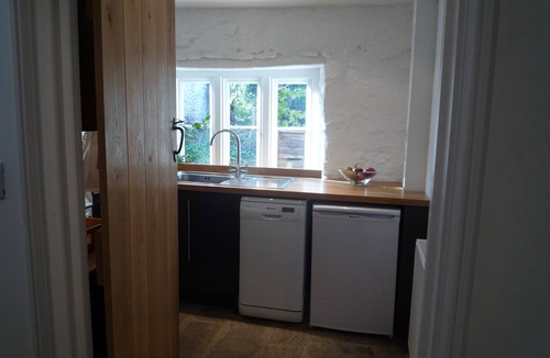 Cribbs Causeway Cottage | Lovely barn conversion in rural setting 3 miles from the centre of Bristol
