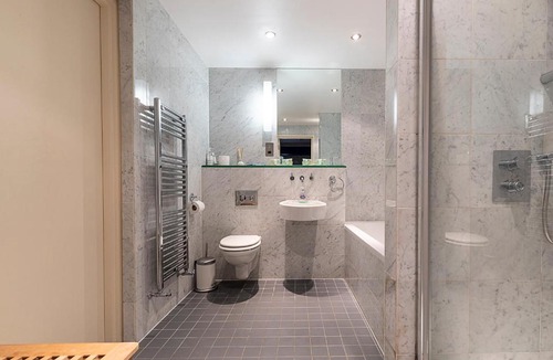 Courtfield Apartment | Lovely flat in Chelsea