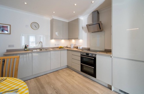 Nettlestone Apartment | Lower Bouys in the seaside village of Seaview on the Isle of Wight