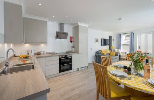 Nettlestone Apartment | Lower Bouys in the seaside village of Seaview on the Isle of Wight