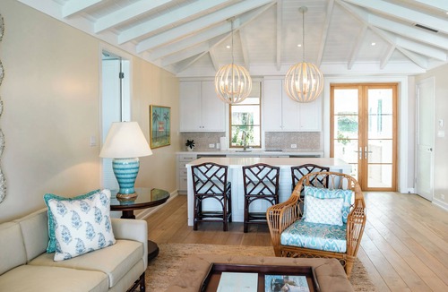 Dunmore Town Condo | Lux Waterfront Cottage in Exclusive Briland Club w/Marina, Beach, Pickleball