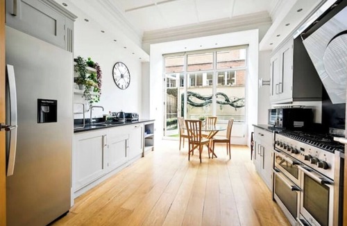 Mayfair House | Luxurious Mayfair house London