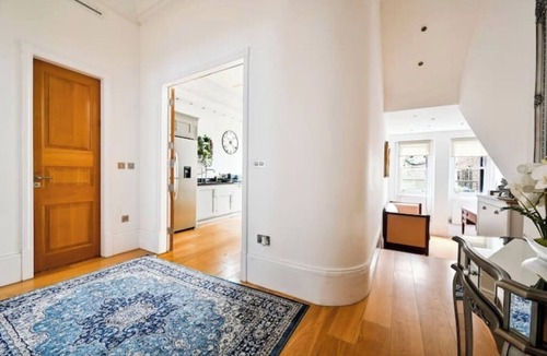 Mayfair House | Luxurious Mayfair house London