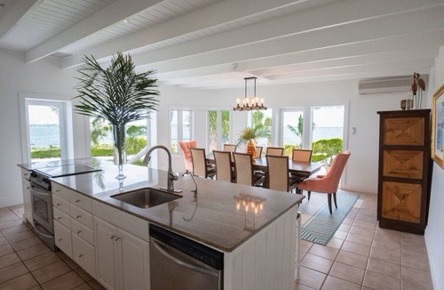 Spanish Wells House | Luxurious Private Island off Harbour Island - Pool, Beach, Boats, Staff