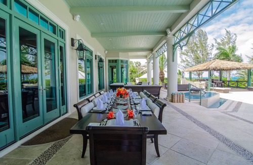 Old Fort Bay Villa | Luxury 7BR Fully-Staffed Oceanfront Property in Nassau - Perfect Getaway!