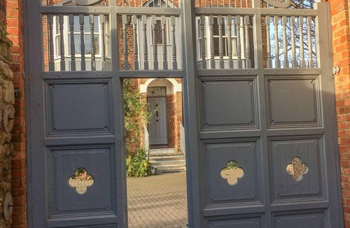Oxford City Centre Apartment | Luxury apartment on an island in the River Thames in Oxford’s historic centre
