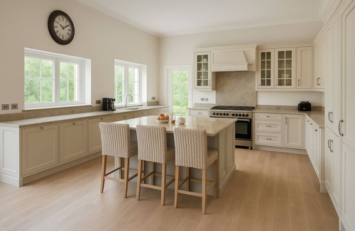 Sunningdale House | Luxury Ascot Escape- Private Indoor Heated Pool & Wellness Spa
