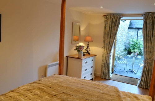 Stenalees Cottage | Luxury Barn Conversion -Ideal Location for both Coasts and Eden Project