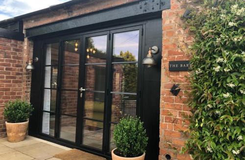 Cotebrook House | Luxury Barn with Hot Tub, Spa Treatments, Private Dining