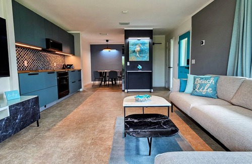 Treasure Cay Cottage | Luxury beach villa in paradise.