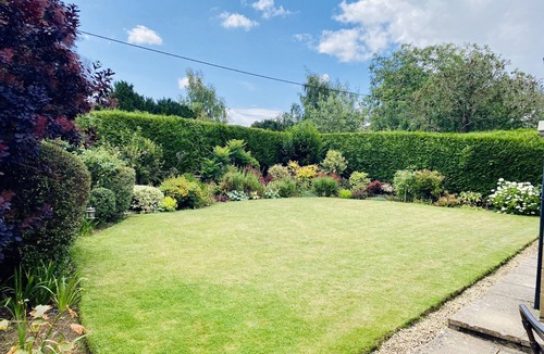 Bourton-on-the-Water House | Luxury, Central, Bourton-on-the-Water sleeps 6-11*