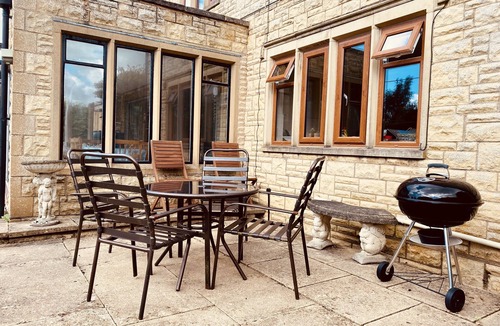 Bourton-on-the-Water House | Luxury, Central, Bourton-on-the-Water sleeps 6-11*