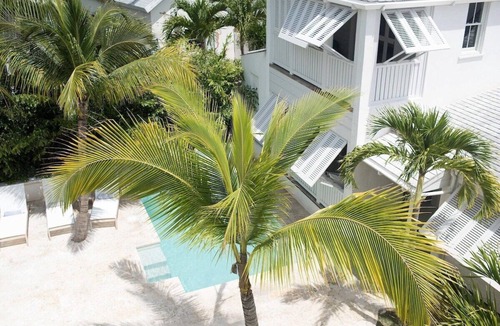 Dunmore Town House | Luxury Dunmore Town Home w/Heated Pool