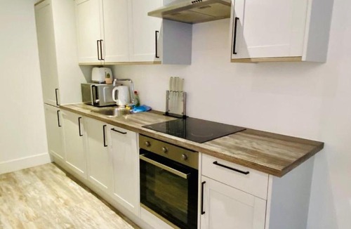 Swindon Apartment | Luxury Executive Apartment for Corporate & Holiday Stays