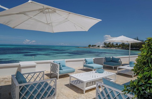 Nassau House | LUXURY HOUSE WITH PRIVATE BEACH