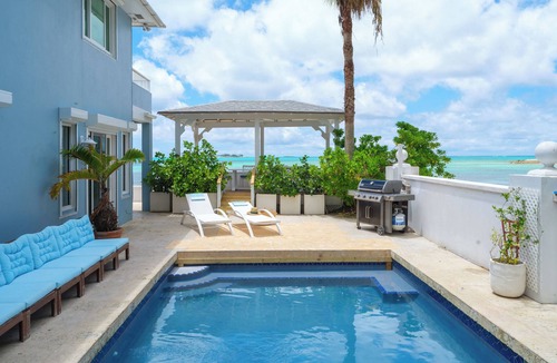 Nassau House | LUXURY HOUSE WITH PRIVATE BEACH
