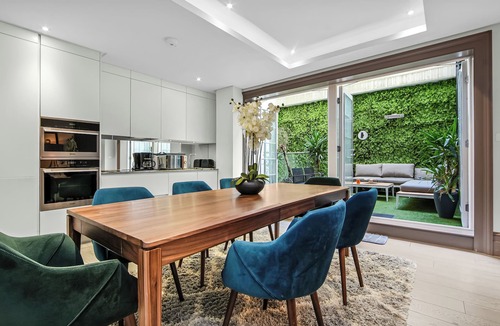 Bloomsbury Apartment | Luxury Interior Designed 3 Bedroom Apartment in Central London