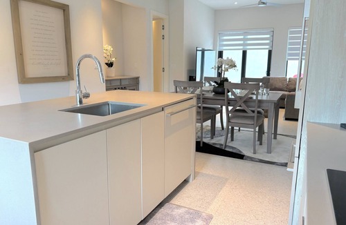 Westwind Apartment | Luxury New - 1bd - Gated - Pool - Beach and Gym access - High Speed Internet