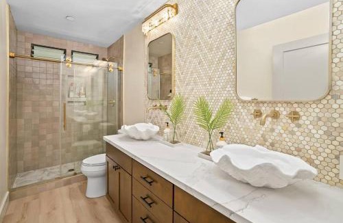 Princeville House | Luxury Princeville Retreat - Sleeps 16 Views, Golf & More