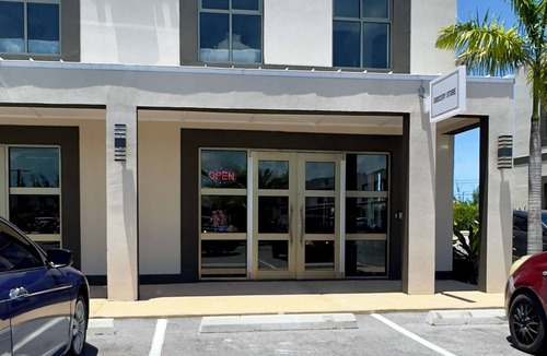 Westwind Apartment | Luxury Suite - Near Airport, Fine Dining & Beaches in Nassau