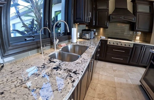 Freeport House | Luxury Water Front Villa Freeport Bahamas