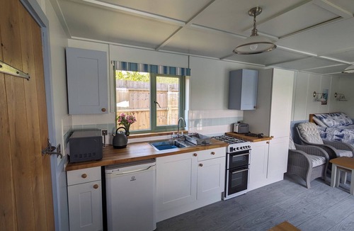 Bude Cabin | Lynstone Lakes