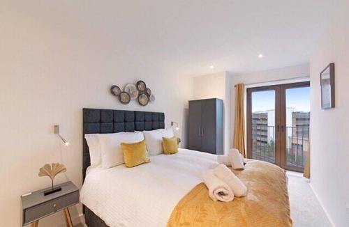 St Albans Apartment | *Magnificent |KingBed |Wi-Fi | Short & Long Stays*