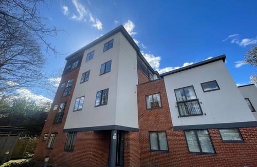 Maidenhead Apartment | Maidenhead - Stylish & Modern Two Bedroom Apartment