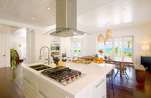 Governor's Harbour House | Majestic 9BR Beachfront Estate w/Private Pool & Back-up Generator
