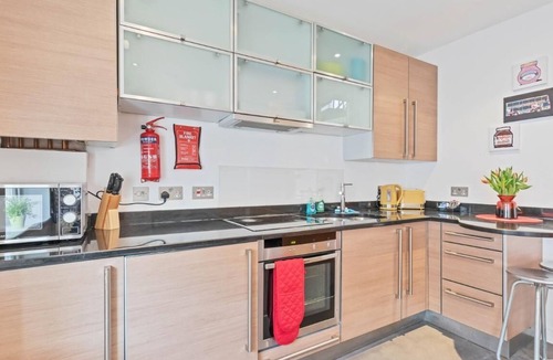 Brighton City Centre House | Majestic Mews with Free Parking|By My Getaways