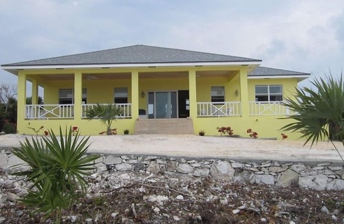 Rainbow Bay House | Make Bonefish Cottage Your Bahamas Adventure Headquarters